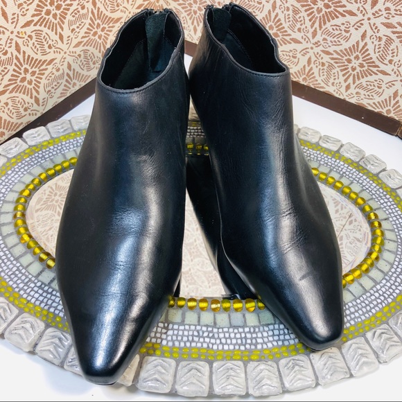 Diane Von Furstenberg Shoes - Women Diane von Furstenberg leather booties , 8 M
